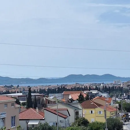 Apartman Lu *