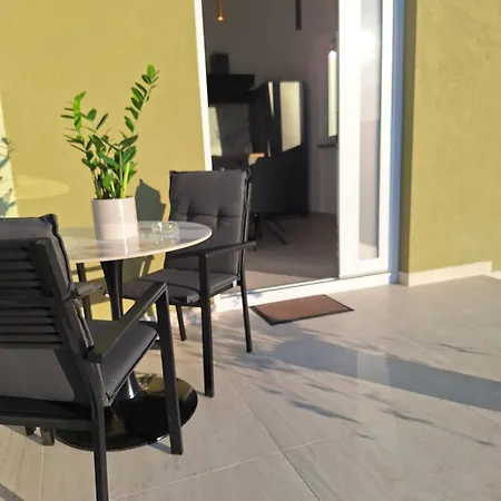 Lu Apartman Zadar